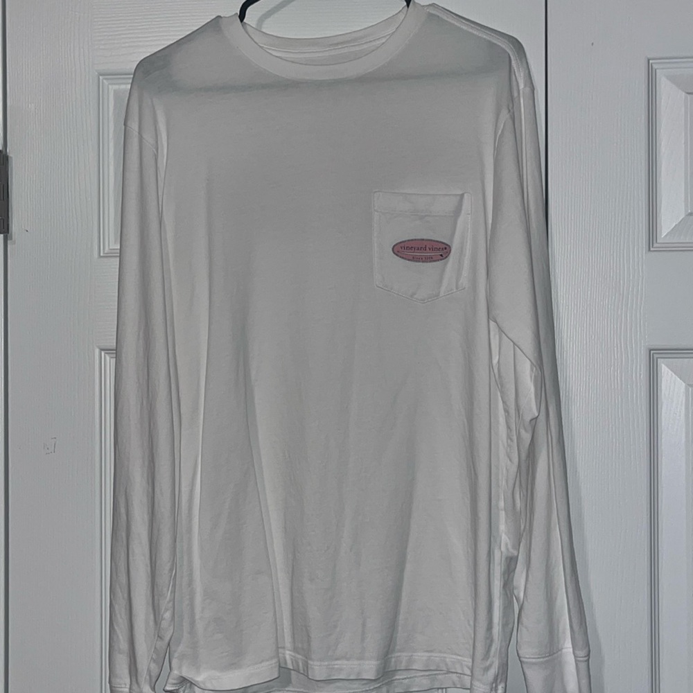 White vineyard vines long sleeve shirt